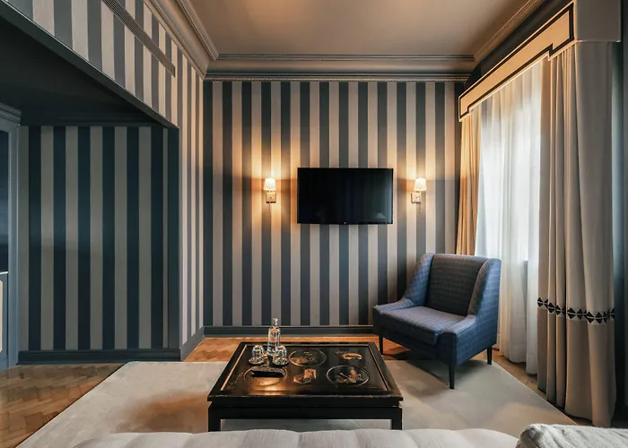 Infante Sagres - Small Luxury Of The World