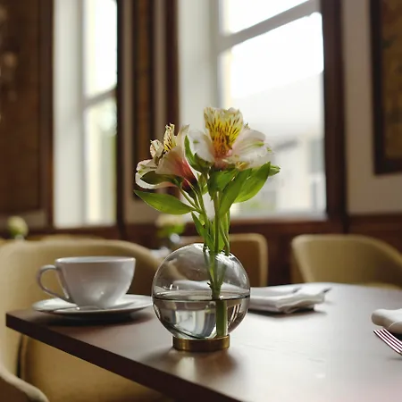 Hospes Infante Sagres - Small Luxury Of The World Oporto