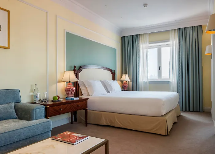 Infante Sagres - Small Luxury Of The World 5*