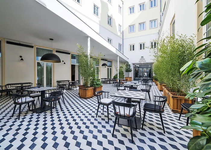 Отель Infante Sagres - Small Luxury Of The World